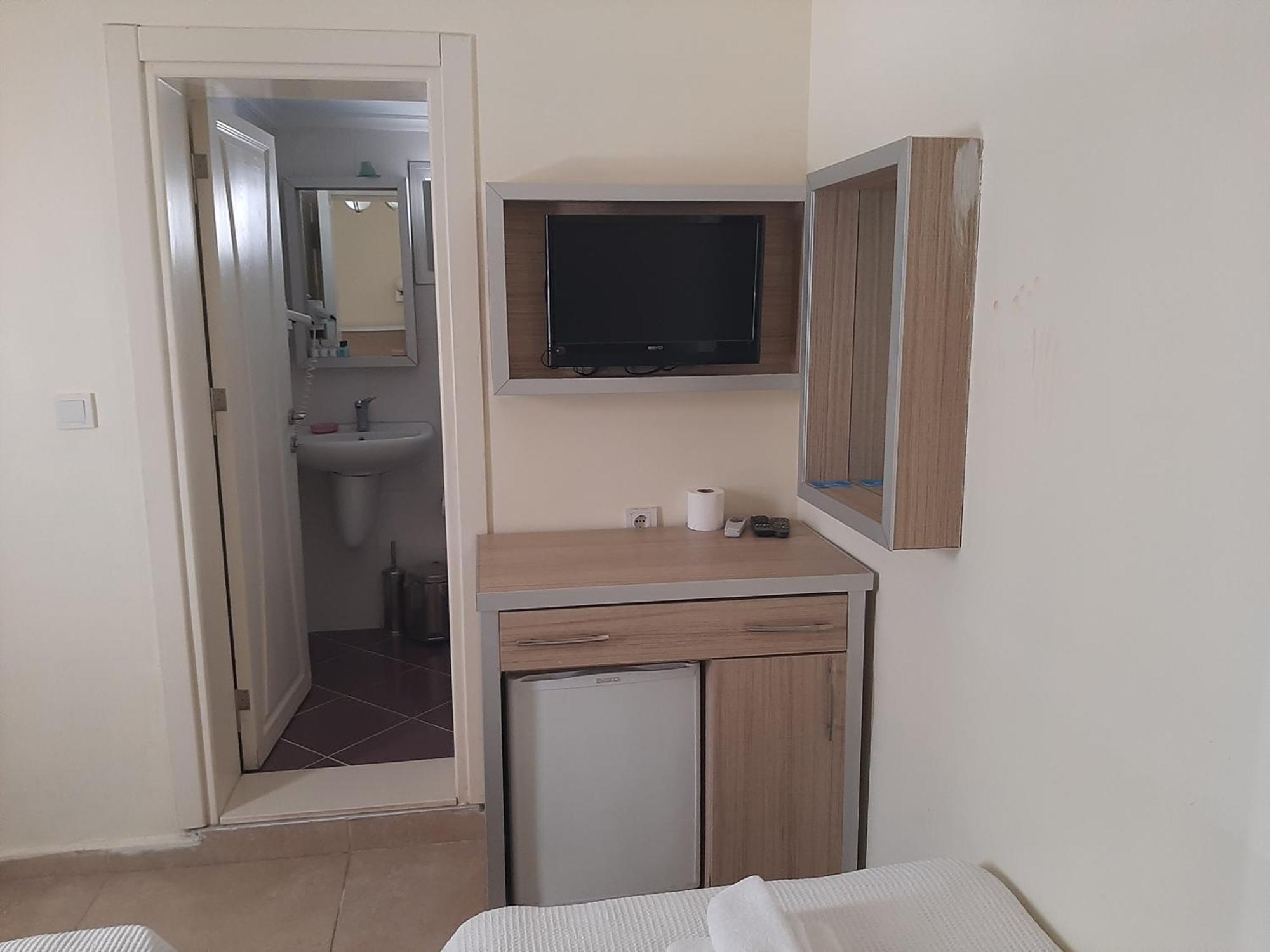 Mostar Hotel Ayvalik Bilik gambar